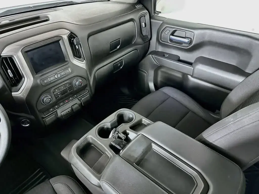 Chevrolet Silverado 1500 2023 4x2 Custom 4dr Crew Cab 5.8 ft. SB