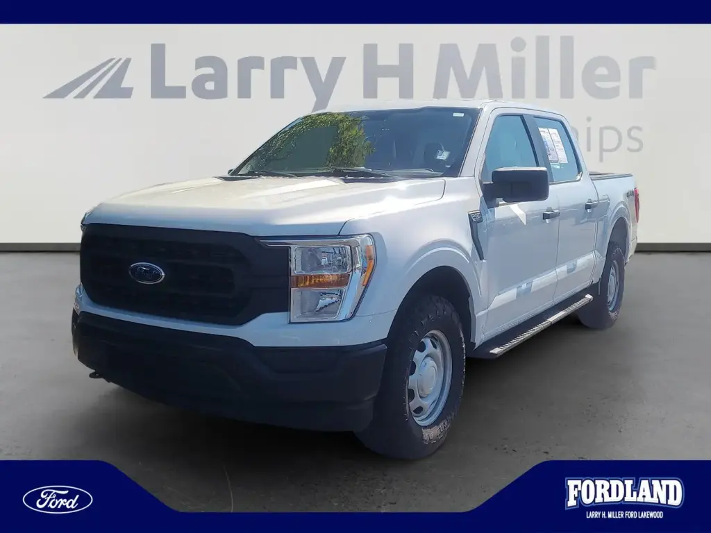 Ford F-150 2022 4x4 XL 4dr SuperCrew 5.5 ft. SB