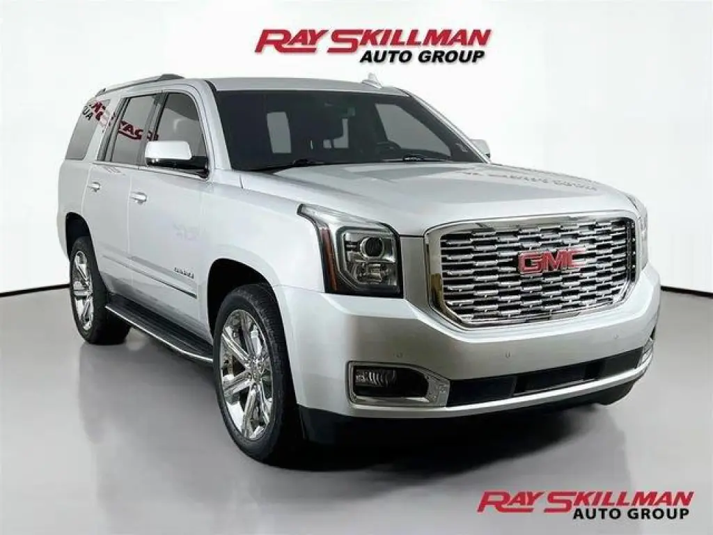 GMC Yukon 2019 4x4 Denali 4 puertas SUV