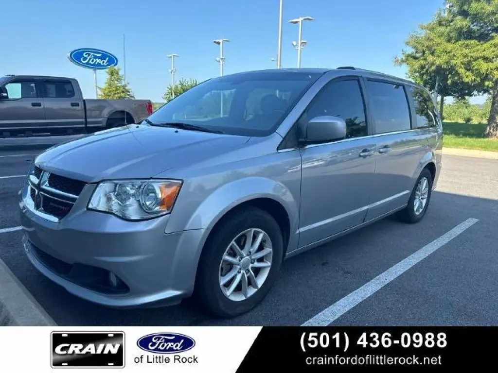 Dodge Grand Caravan 2019 SXT 4 puertas Minivan