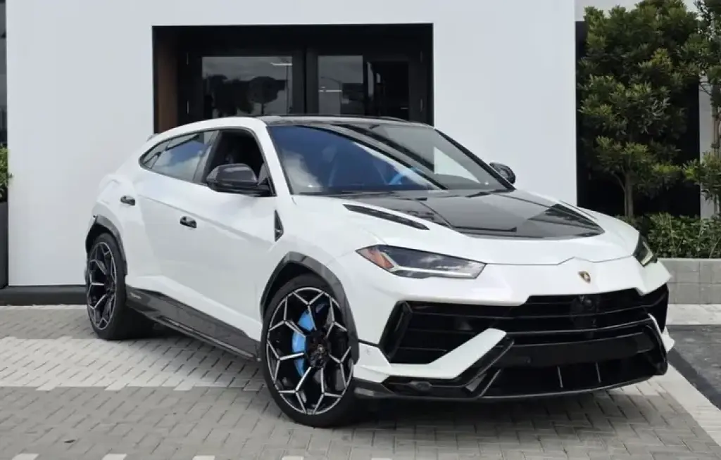🚘Lamborghini Urus Performante