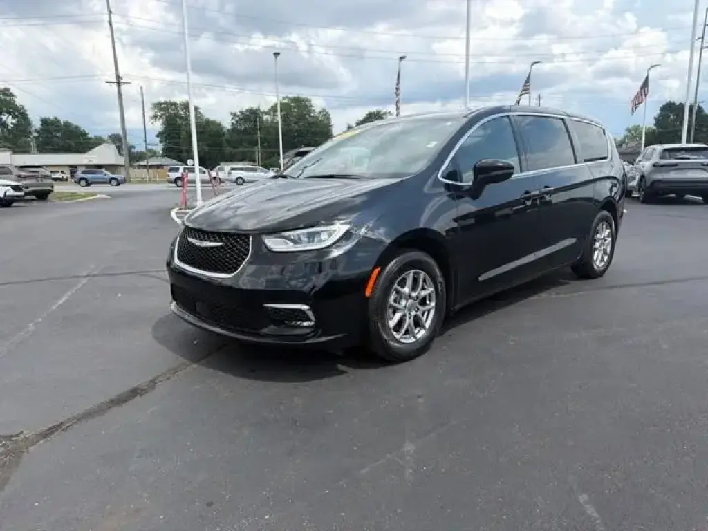 Chrysler Pacifica 2025 Select 4 puertas Minivan