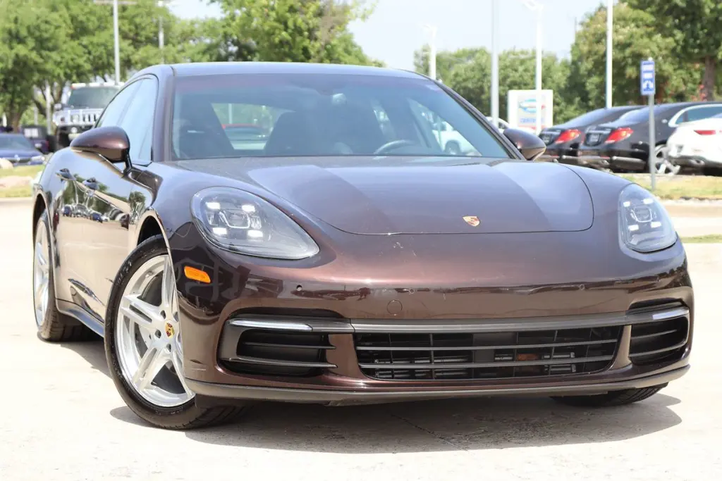 2018 Porsche Panamera