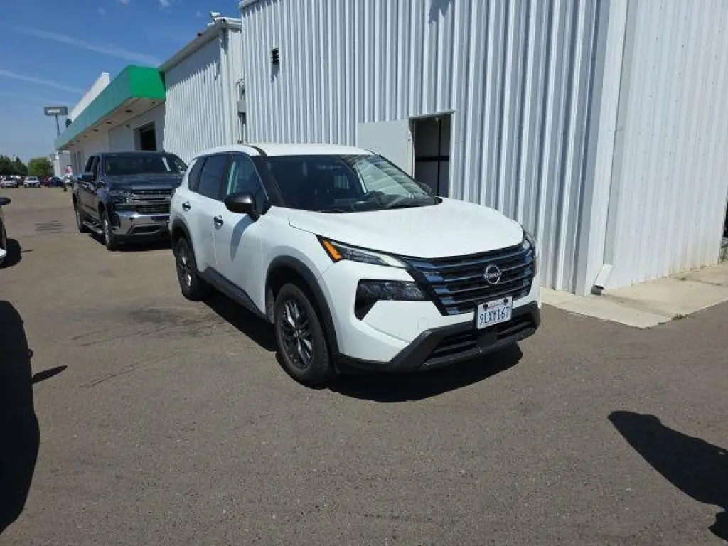Nissan Rogue 2024 S 4dr Crossover