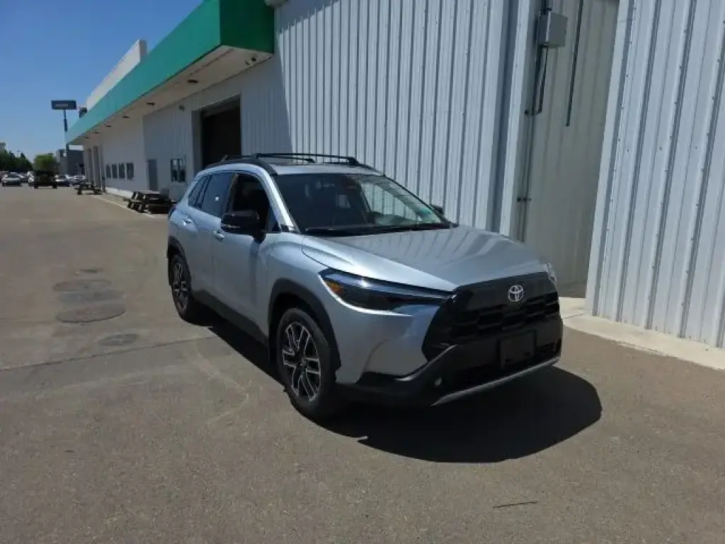 Toyota Corolla Cross 2026 XLE 4dr Crossover