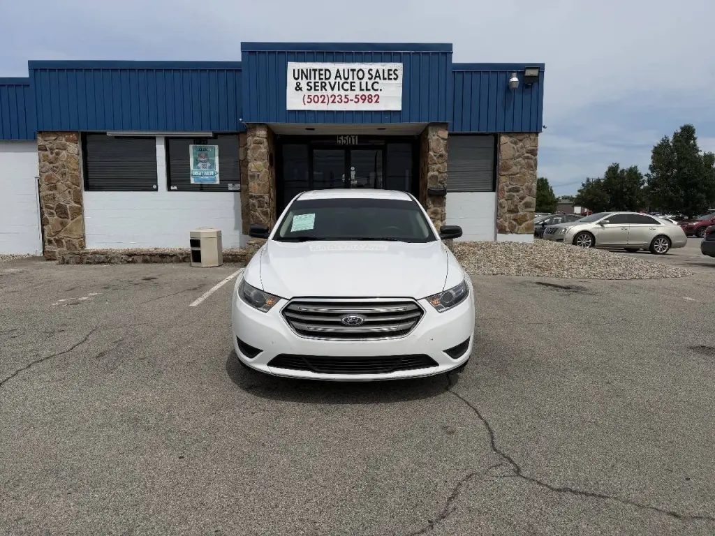 Ford Taurus 2015
