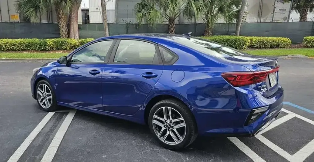 Kia Forte (Solo 800$ de Down)