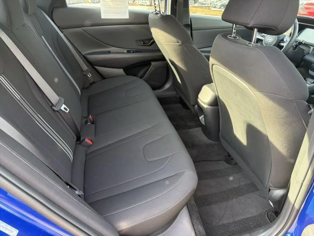 Hyundai ELANTRA 2025 SEL Sport 4 puertas Sedan