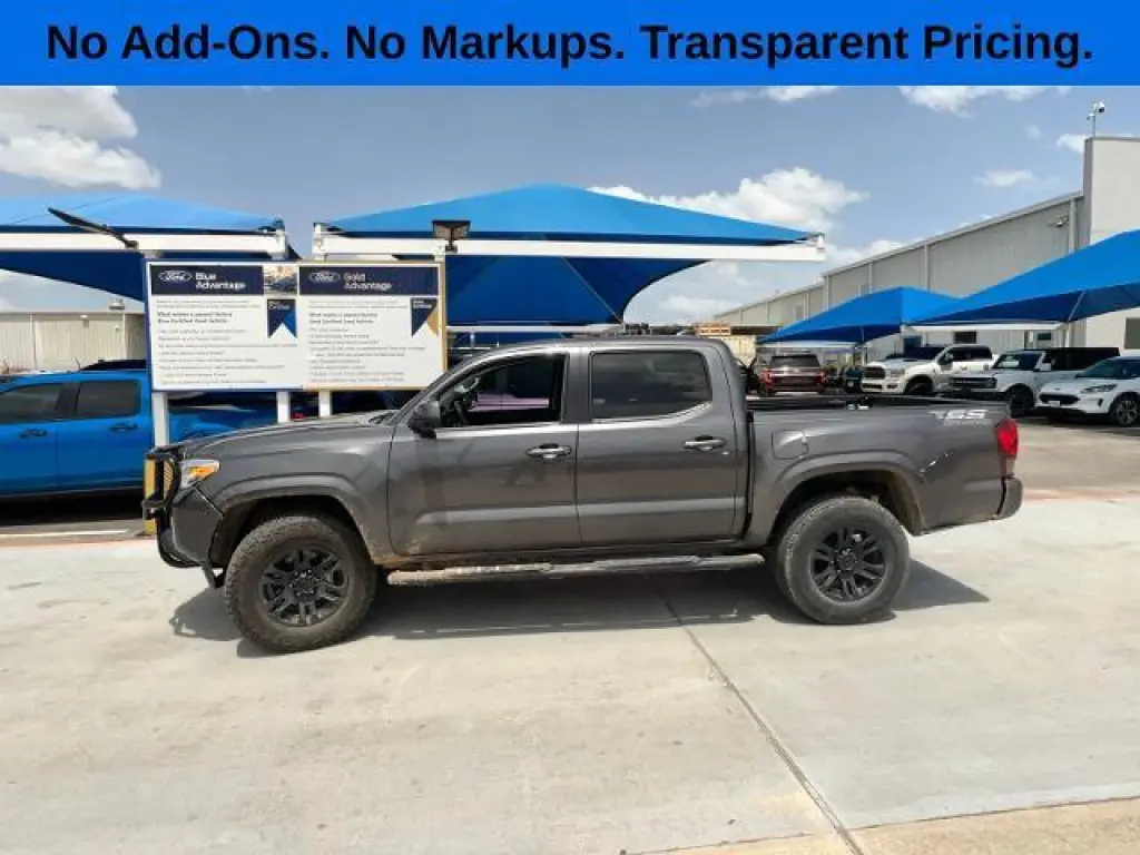 Toyota Tacoma 2021 4x2 SR 4dr Cabina Doble 5.0 ft SB
