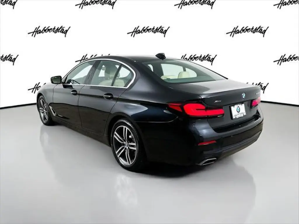 Serie 5 BMW 2023 AWD 530i xDrive 4 puertas Sedan