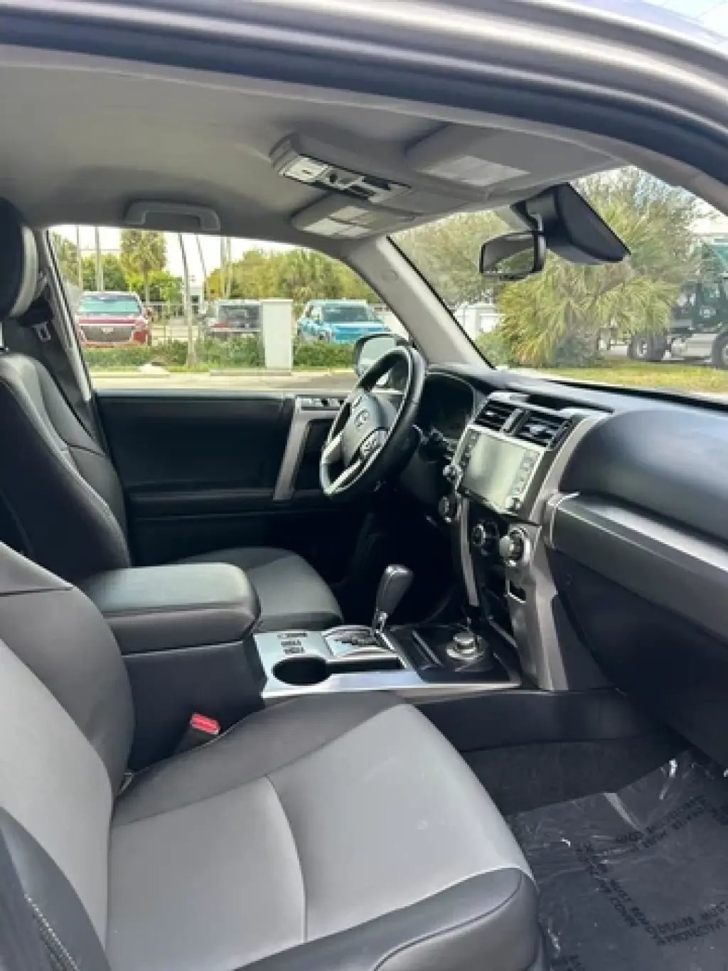TOYOTA 4RUNNER SR5