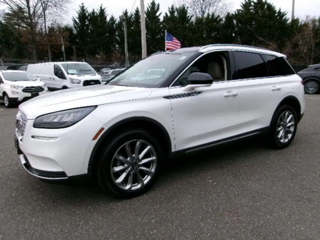 Lincoln Corsair 2022 AWD Estándar 4 puertas SUV