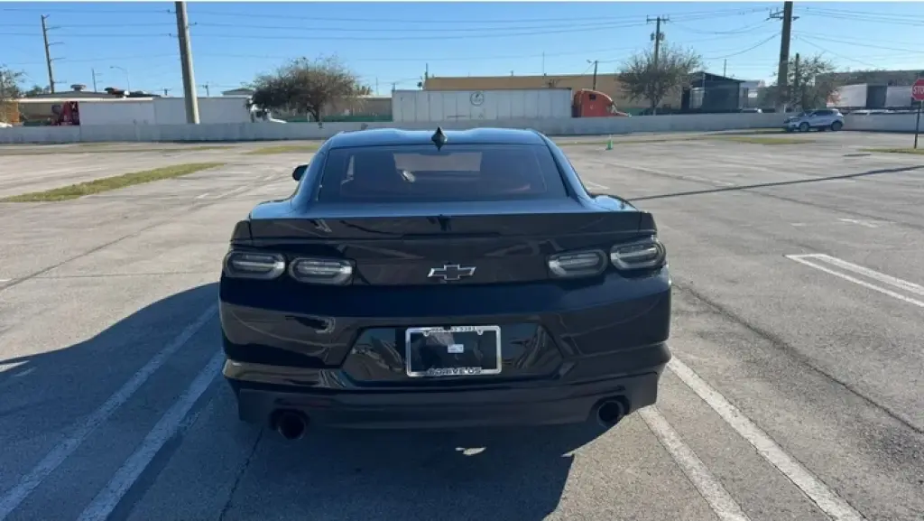 Chevrolet Camaro 2021