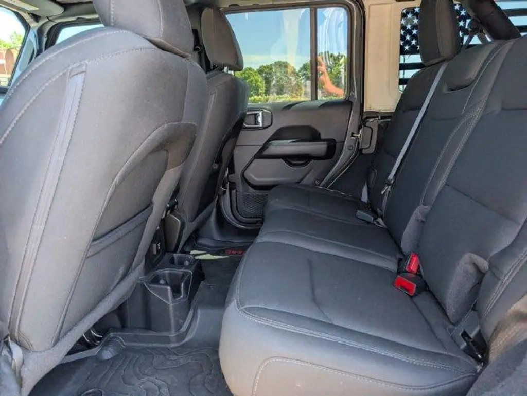 Jeep Wrangler Unlimited 2020 4x4 Sahara 4dr SUV