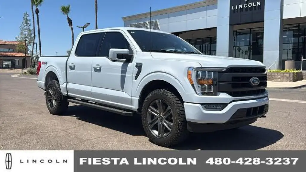 Ford F-150 2022 4x4 Lariat 4 puertas SuperCrew 6.5 pies SB