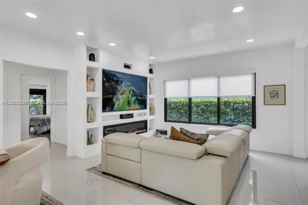 Propiedad en alquiler con 3 habitaciones y 3 baños en Miami