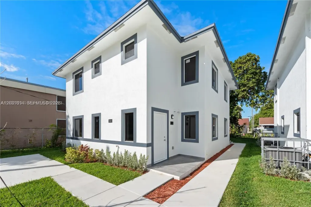 Propiedad en alquiler con 3 habitaciones y 2.5 baños en Miami