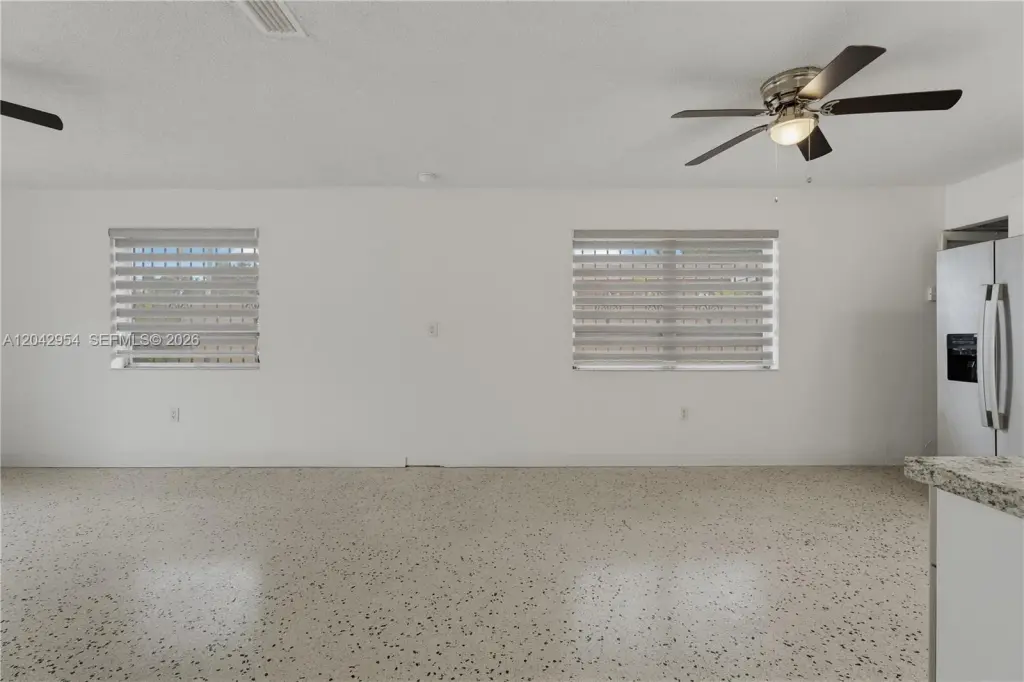 Propiedad en alquiler con 3 habitaciones y 2 baños en Miami