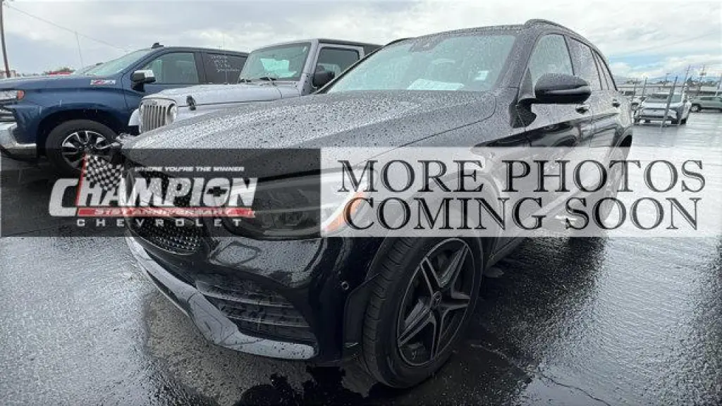 Mercedes-Benz GLC 2022 AWD GLC 300 4MATIC 4dr SUV