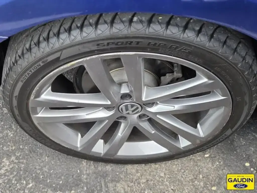 Volkswagen Passat 2016 1.8T R-Line 4dr Sedan PZEV