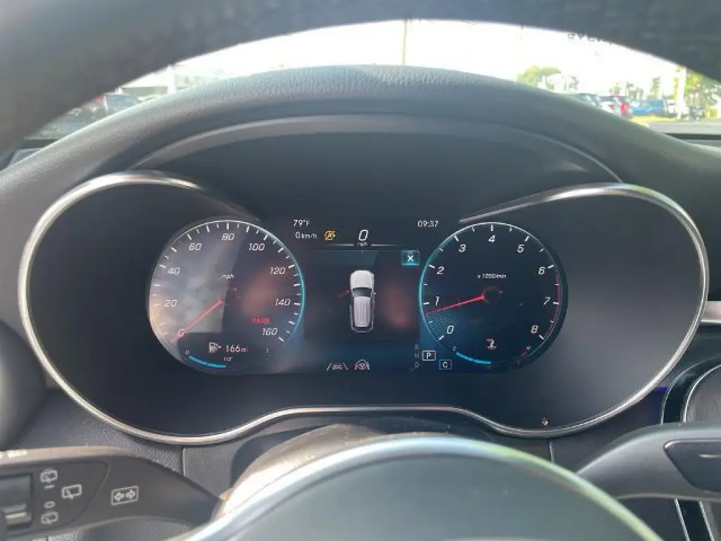 Mercedes-Benz GLC 2022 AWD GLC 300 4MATIC 4dr SUV