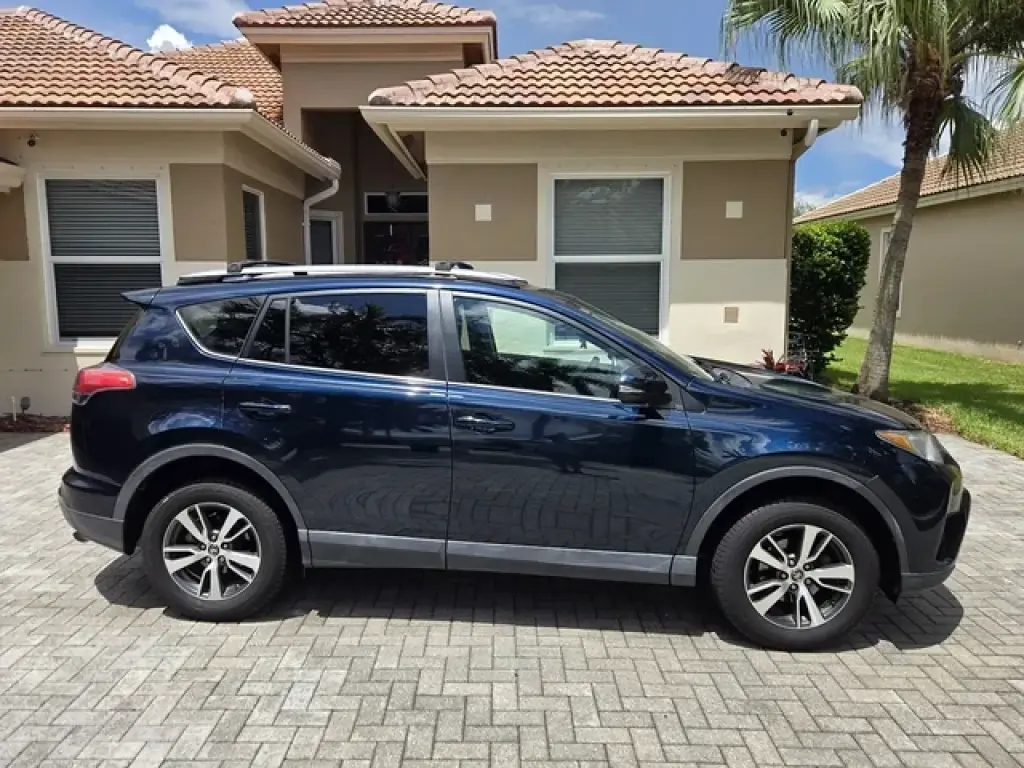 2018 rav4 XLE