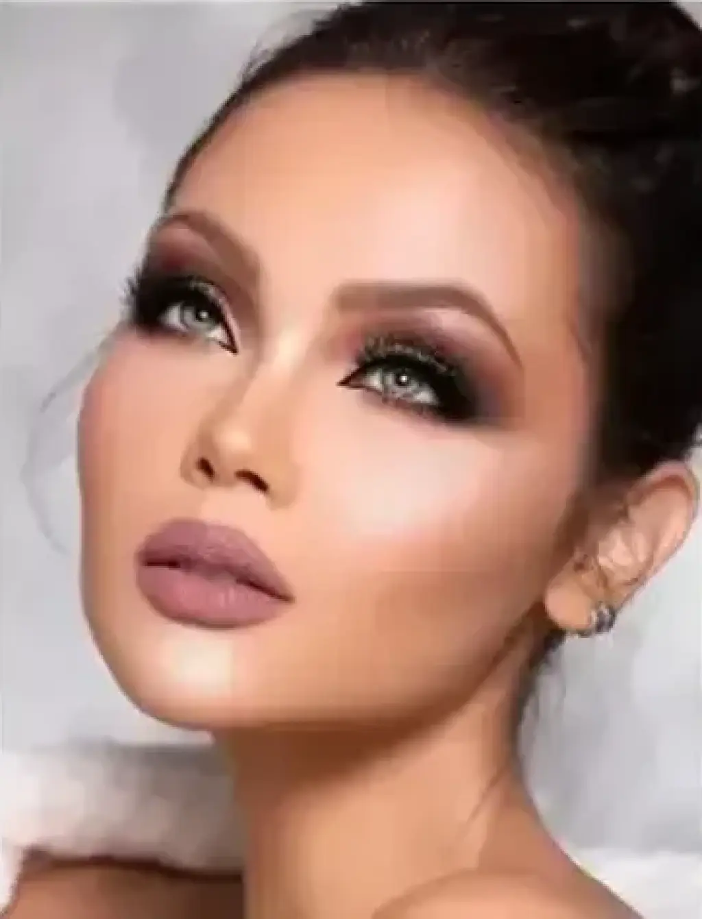 ¡MAQUILLAJE Y PEINADOS!