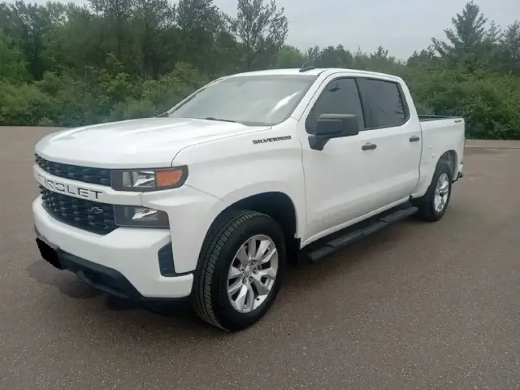 2021 Silverado CUSTOM 4x4