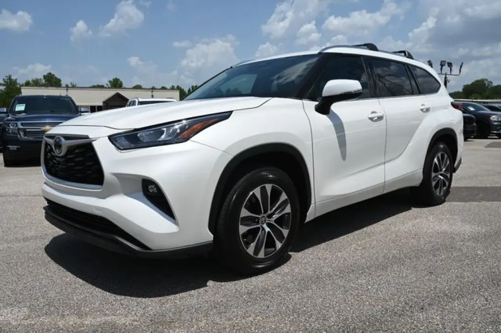 2020 Toyota Highlander XLE