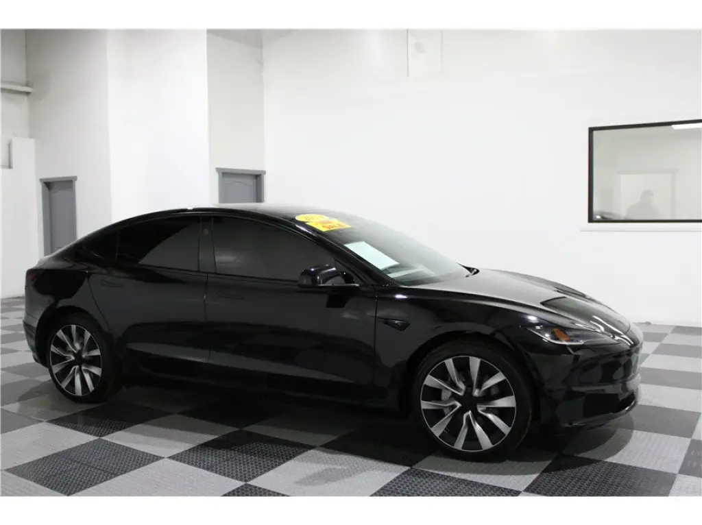 2024 Tesla Model 3