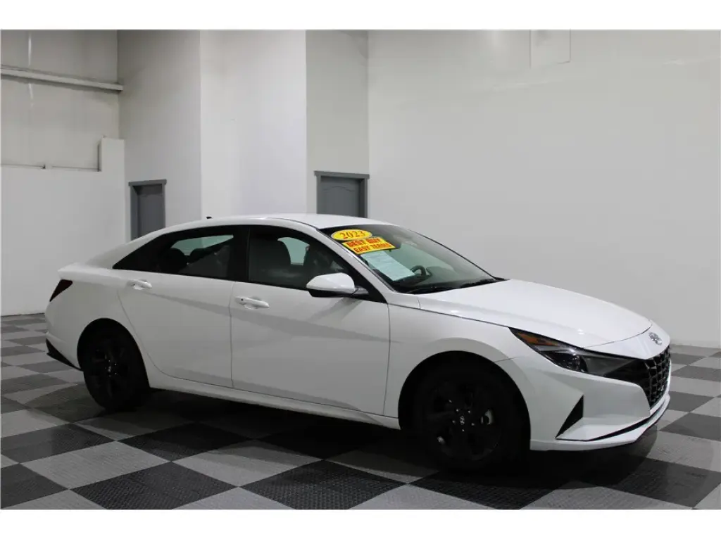 2023 Hyundai Elantra Hybrid