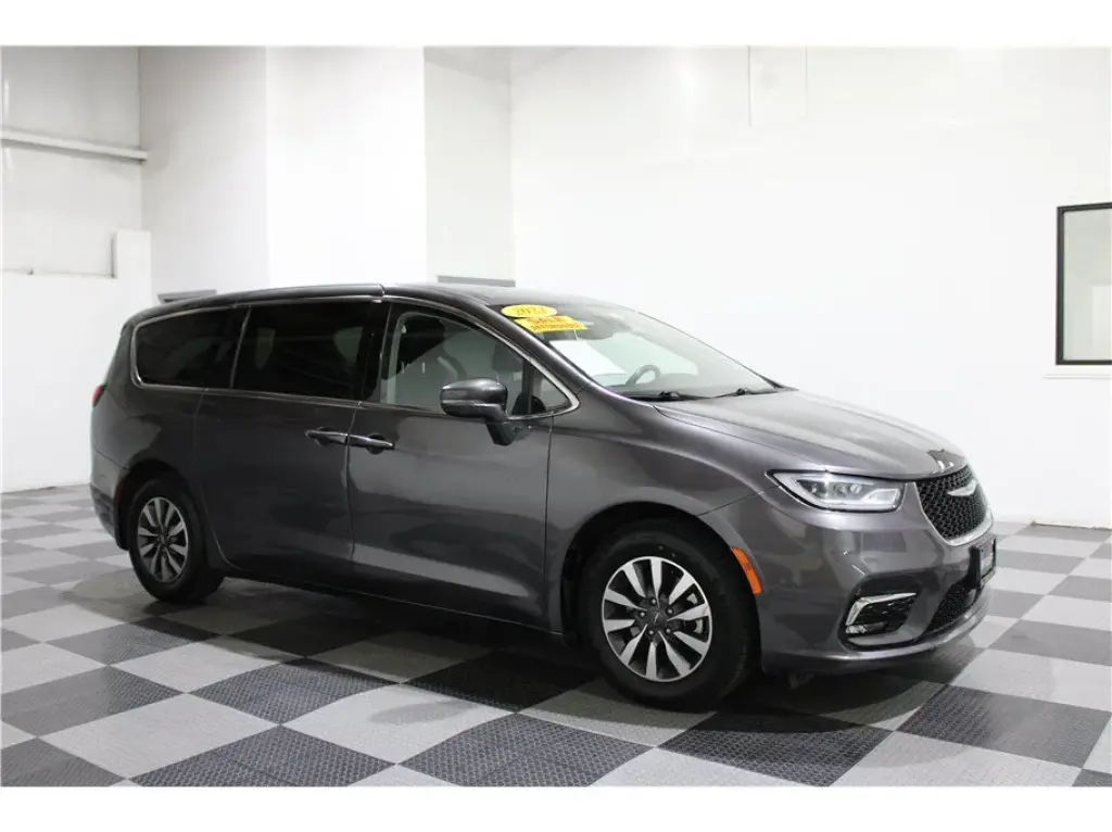 2022 Chrysler Pacifica