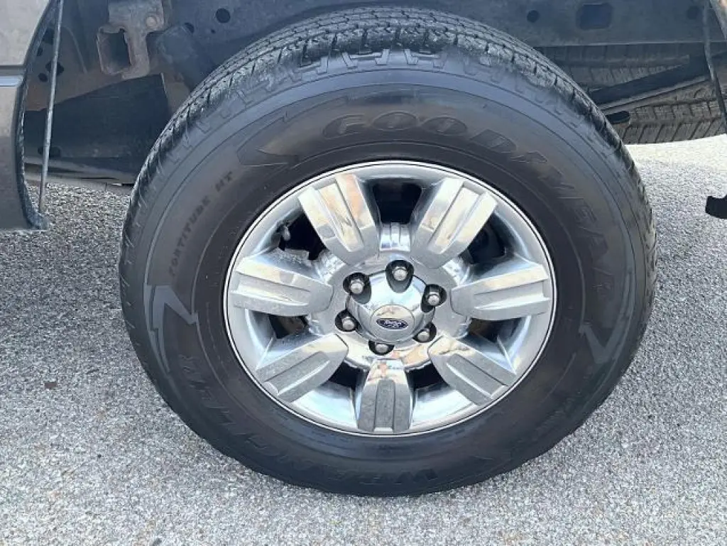 Ford F-150 2012 4x4 XLT 4dr SuperCrew Styleside 5.5 ft. SB