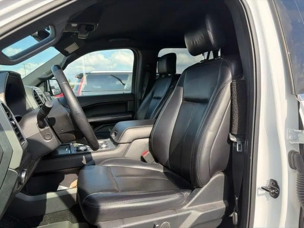 Ford Expedition 2019 4x4 XLT 4dr SUV