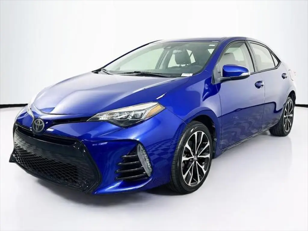 Toyota Corolla 2018 SE Sedán 4 puertas 6M