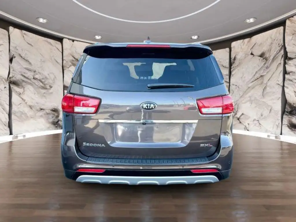 Kia Sedona 2016 Limited 4dr Mini-Van