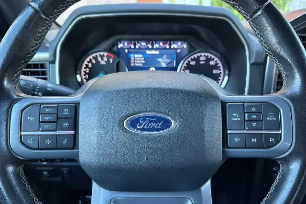 Ford F-150 2023 4x4 XLT 4dr SuperCrew 5.5 ft. SB