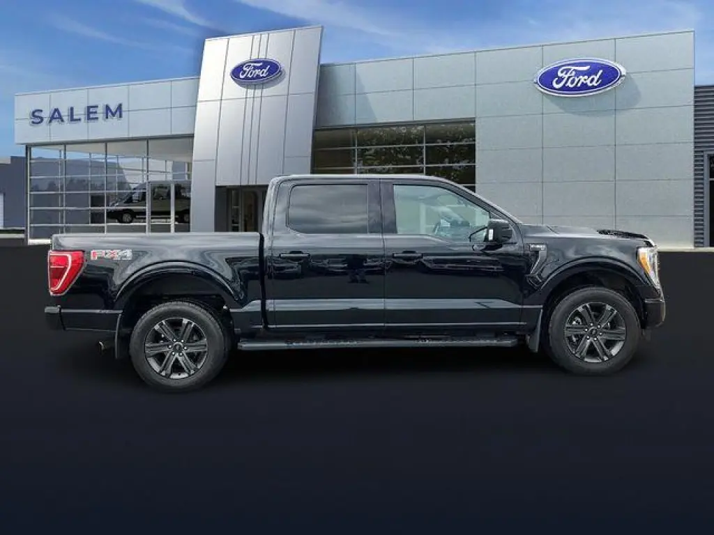 Ford F-150 2023 4x4 XLT 4dr SuperCrew 5.5 ft. SB