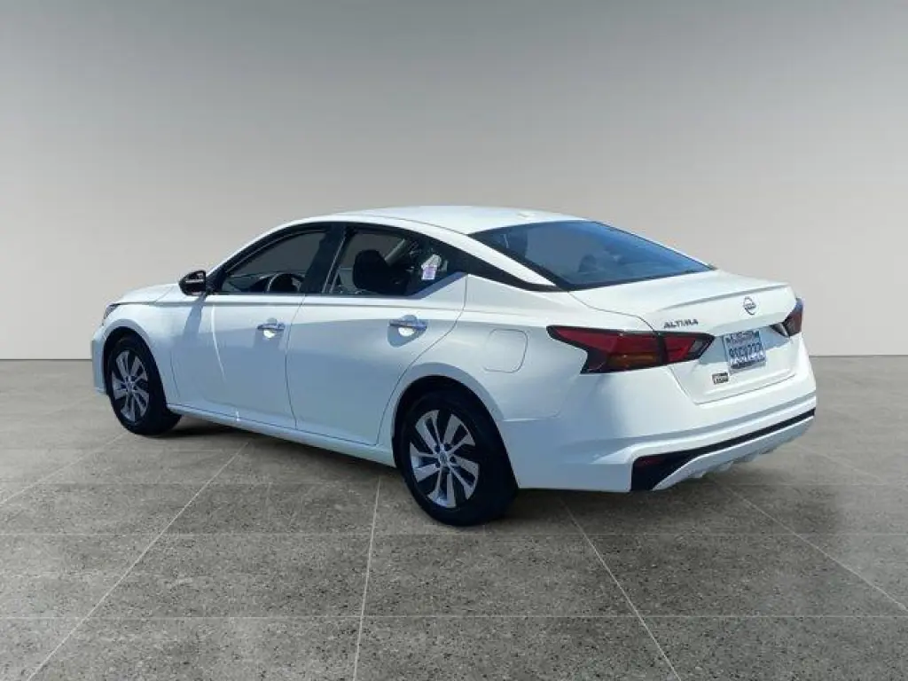 Nissan Altima 2025 2.5 S 4dr Sedan