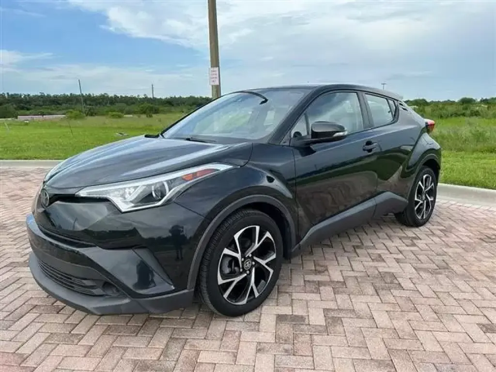2020 Toyota CH-R XLE