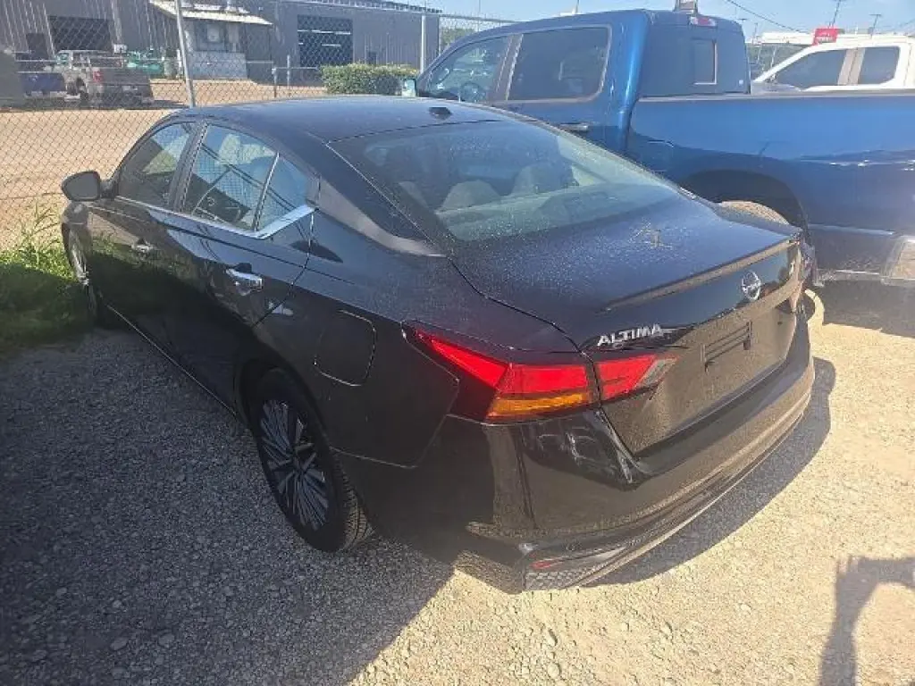 Nissan Altima 2025 2.5 SV 4dr Sedan