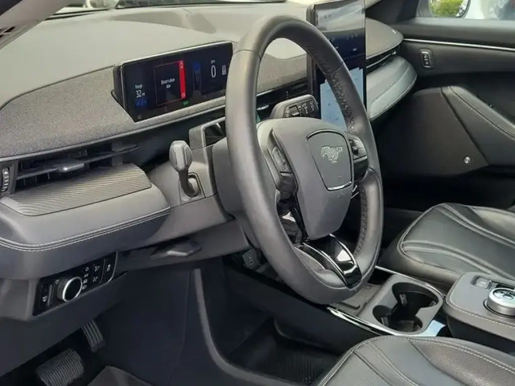 Ford Mustang Mach-E 2024 Premium 4dr SUV
