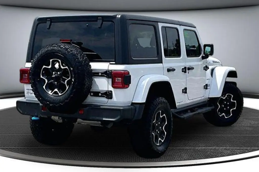 Jeep Wrangler 2023 4x4 Sahara 4xe 4dr SUV