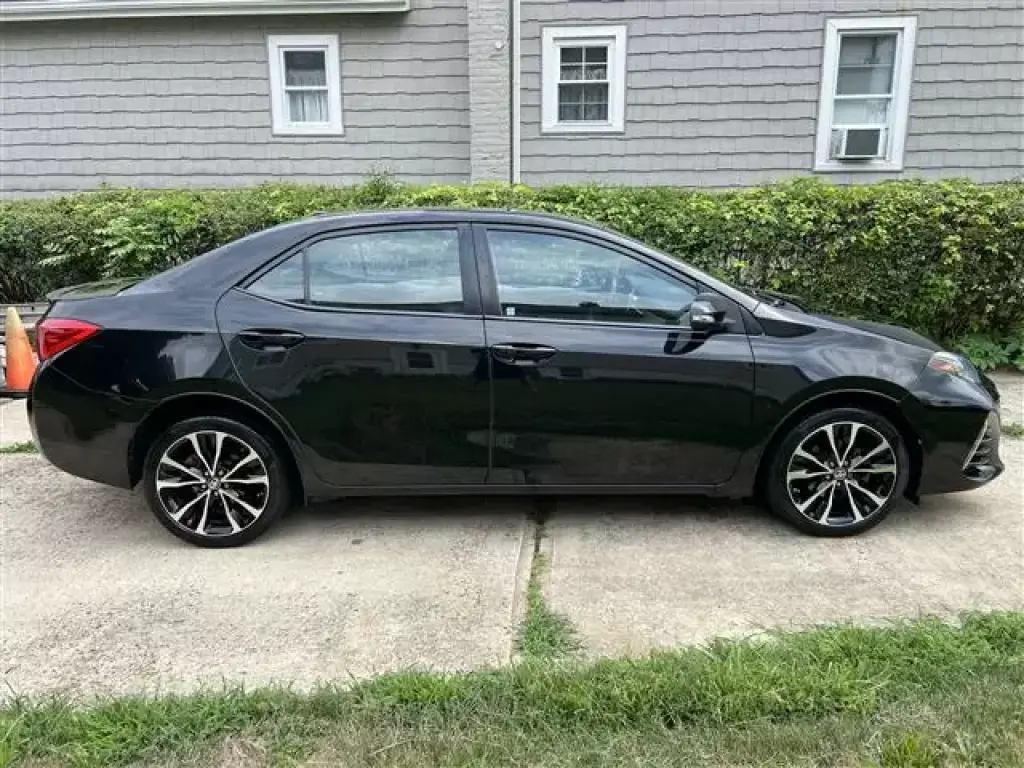 2017 Corolla SE Sport