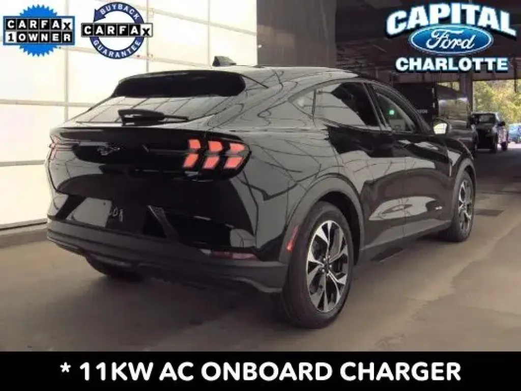 Ford Mustang Mach-E 2025 Select 4dr SUV