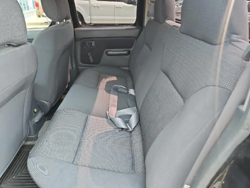 Nissan Frontier 2002 4dr Crew Cab XE-V6 2WD SB