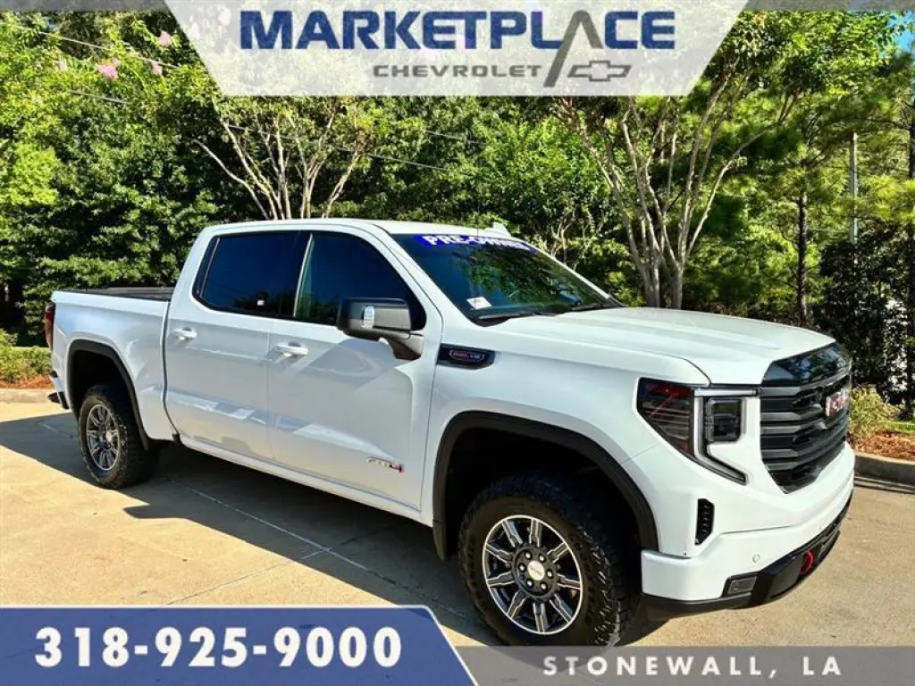 2025 GMC Sierra 1500 AT4 Crew Cab 4WD