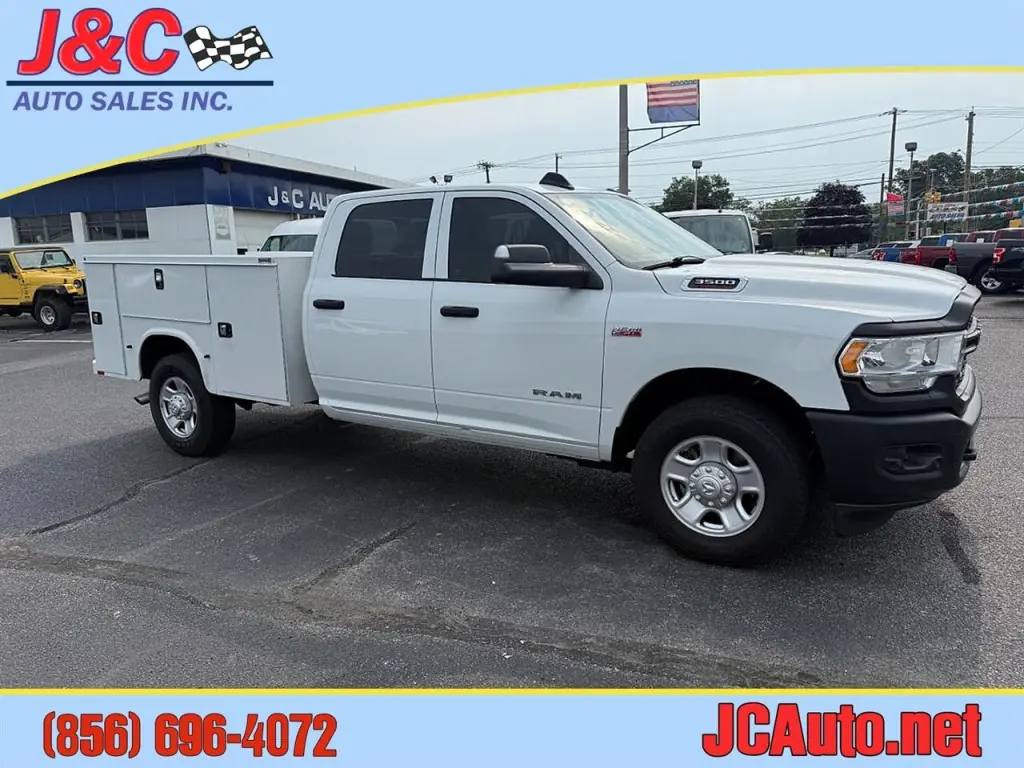 2022 RAM 3500 Tradesman Crew Cab LWB 2WD
