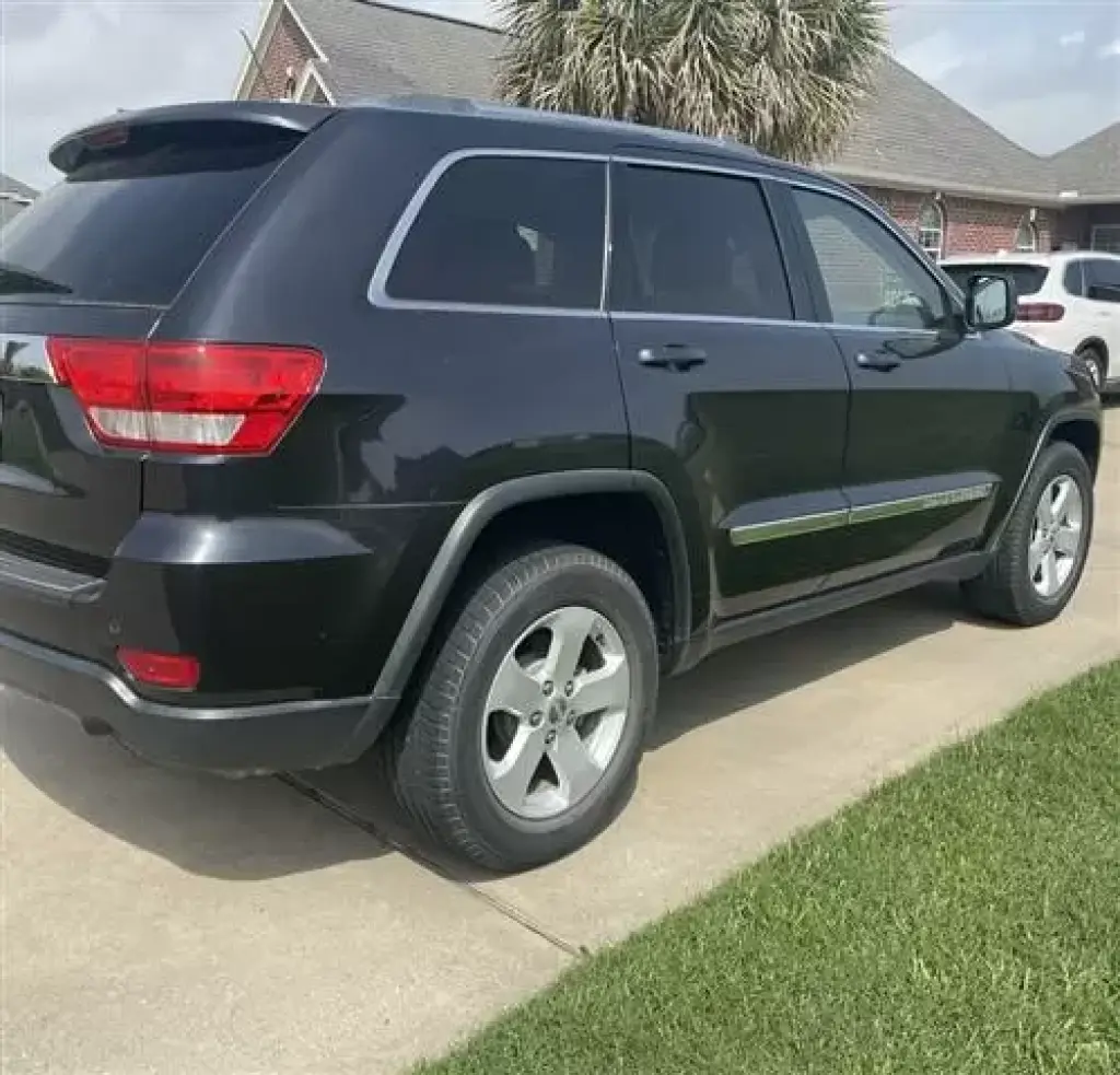 2012 Grand Cherokee LAREDO