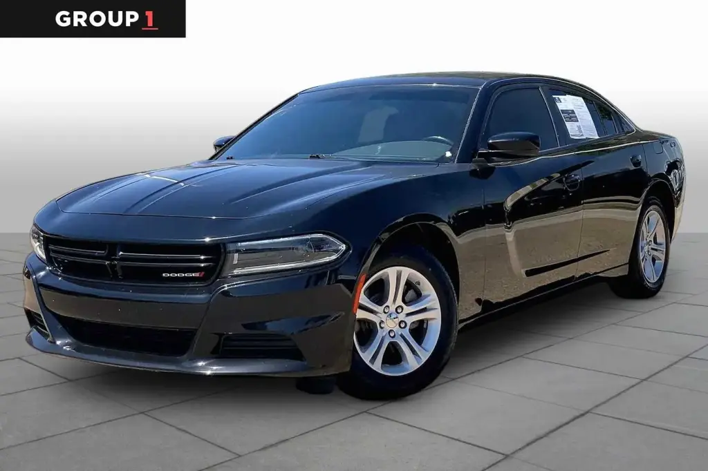 Dodge Charger 2022 SXT Sedán de 4 puertas